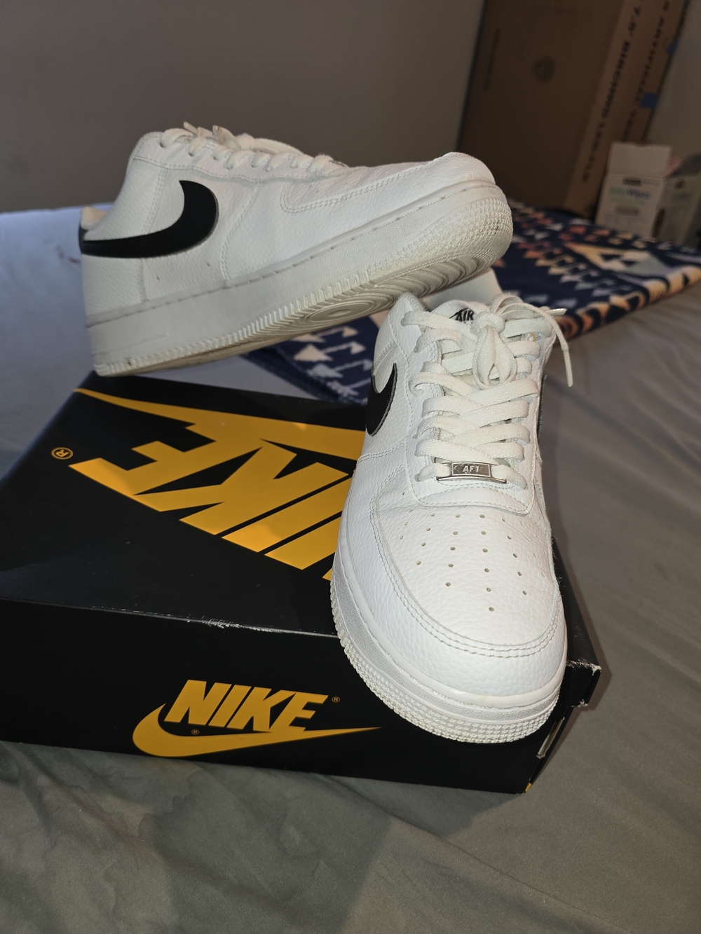Nike Air Force 1 '07 Low Shoes White Black Men's Size 10 US CT2302-100 like new